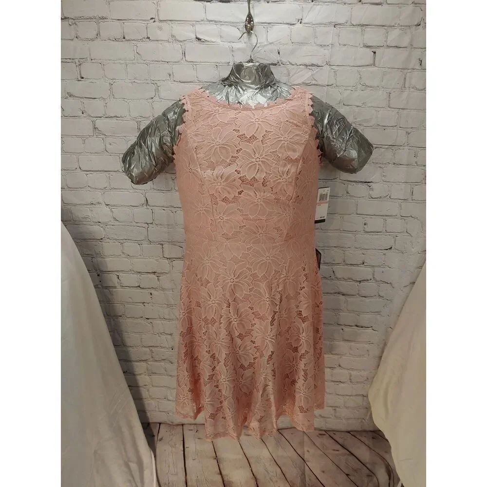 City Studio Womens Size 14W Dusty Rose Lace Sleeveless Dress.